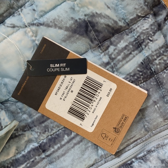 The North Face Thermoball Puffer Jacket - Picture 9 of 11